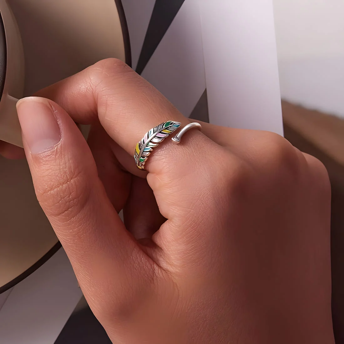 Anillo de Pluma <myexti><span>Plata de Ley 925, chapada en oro blanco, con esmalte multicolor - ajustable</span></myexti> - Imagen 6