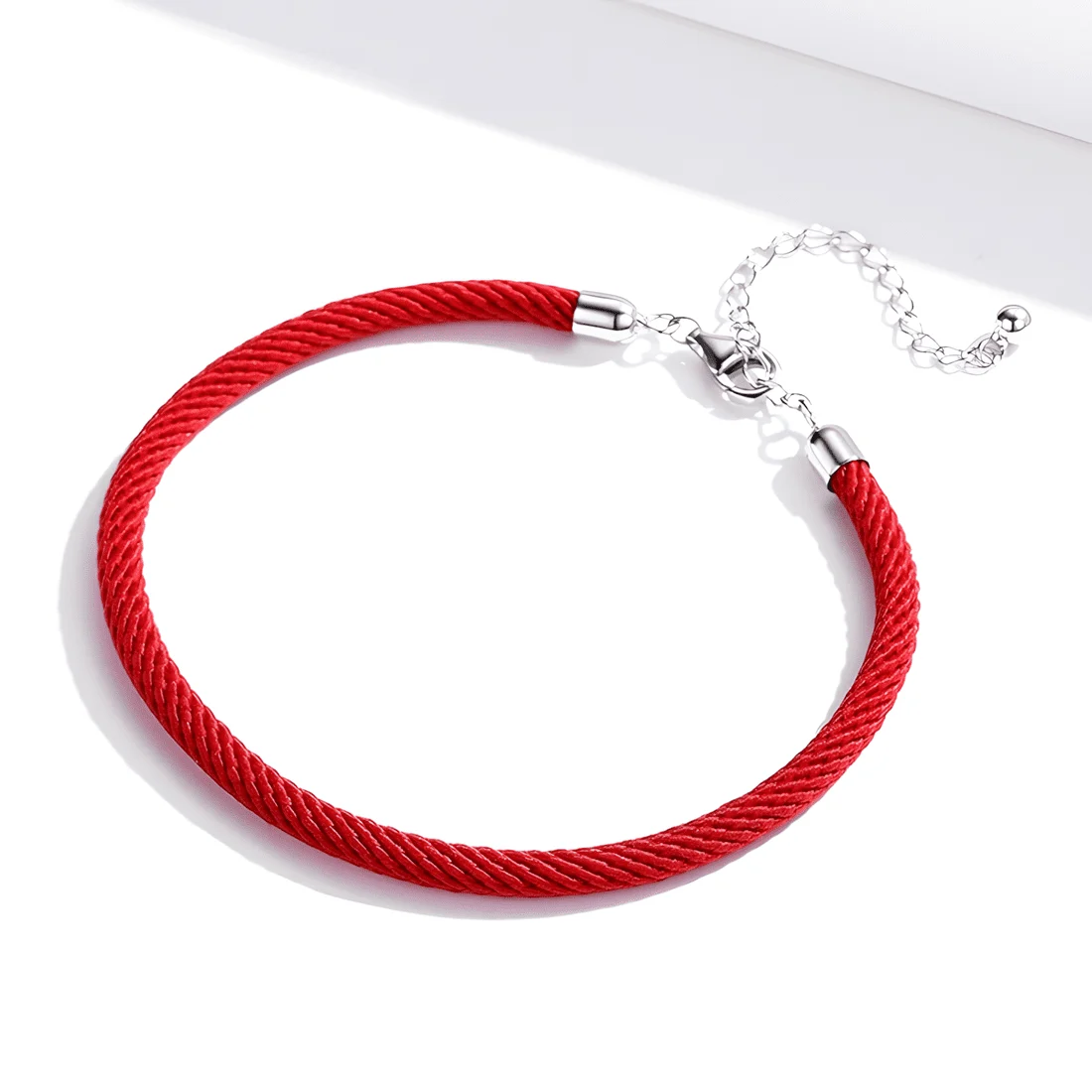 Pulsera de Cuerda Roja <myexti><span>de estilo náutico, con longitud ajustable y cierre en Plata de Ley 925 chapada en oro blanco</span></myexti> - Imagen 4