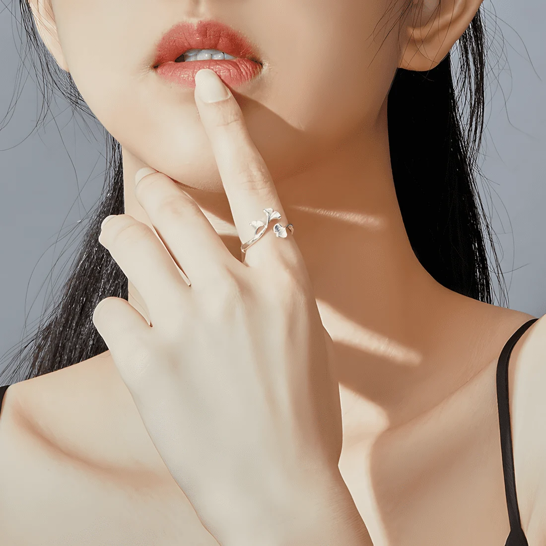 Anillo de Hojas de Ginkgo <myexti><span>Plata de Ley 925, chapada en oro blanco - ajustable</span></myexti> - Imagen 2