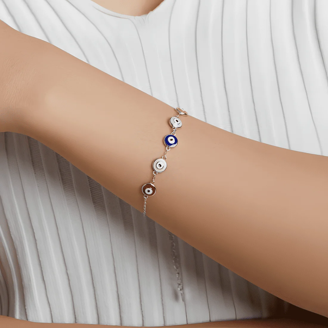 Pulsera Ojos de Alá <myexti><span>Plata de Ley 925, chapada en oro blanco, con nazars esmaltados multicolores y longitud ajustable</span></myexti> - Imagen 2