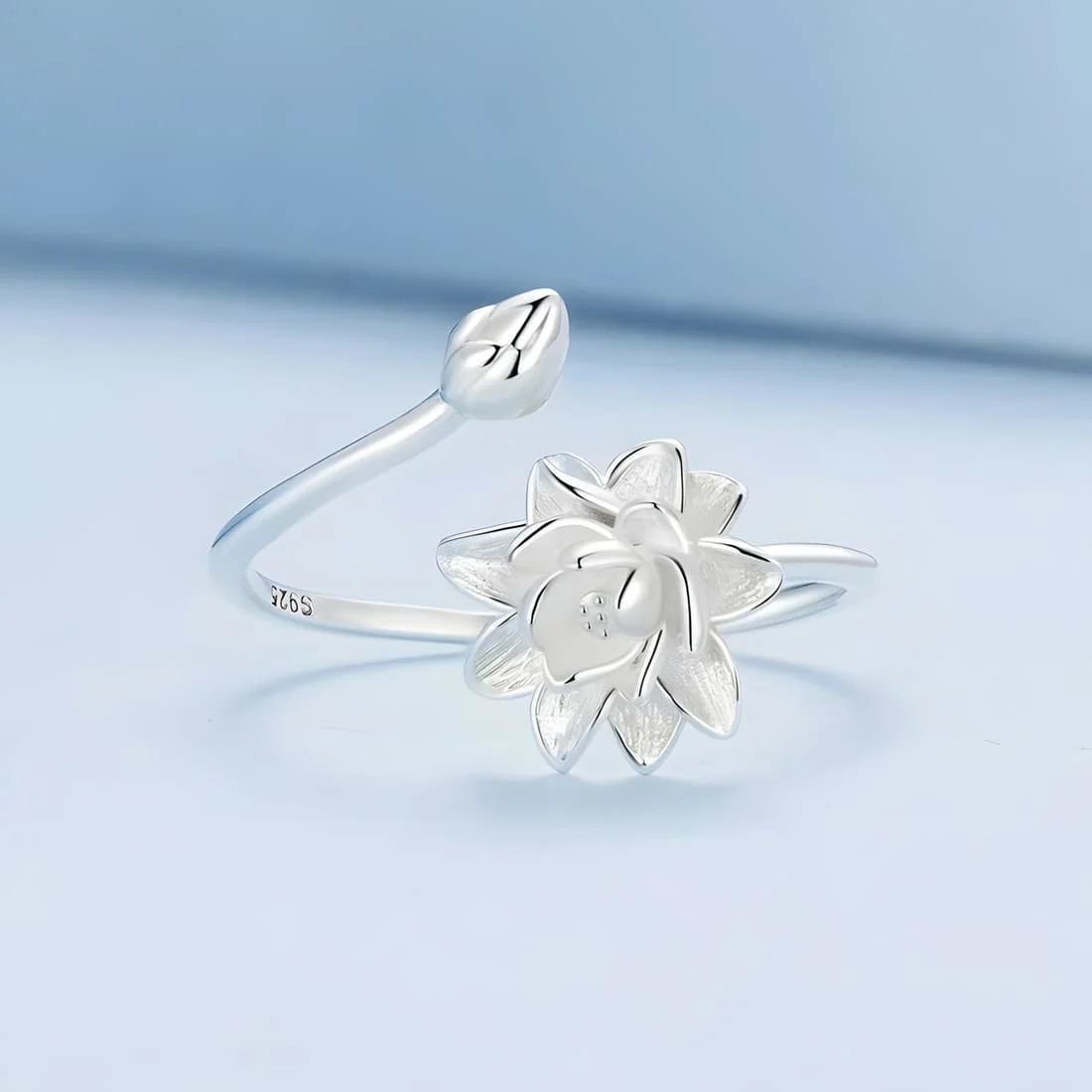 Anillo de Flor de Loto <myexti><span>Plata de Ley 925, chapada en oro blanco, con detalles grabados a mano - ajustable</span></myexti> - Imagen 4