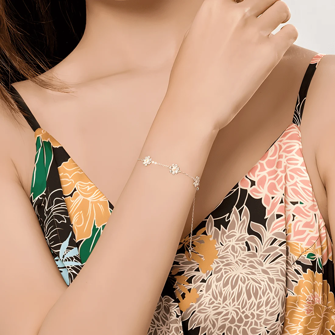 Pulsera Margaritas <myexti><span>Plata de Ley 925, chapada en oro blanco y oro amarillo, longitud ajustable</span></myexti> - Imagen 2