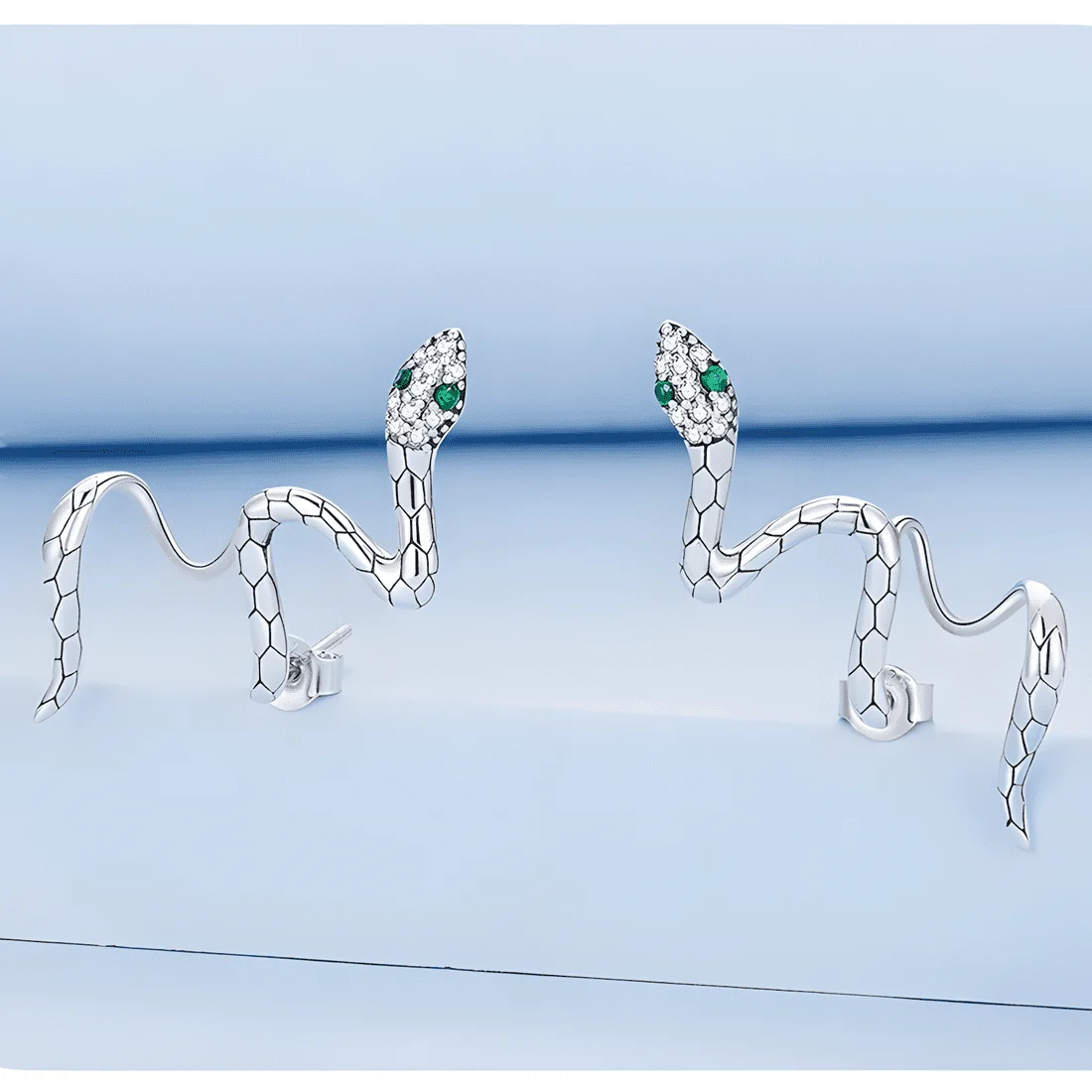 Pendientes de Serpiente <myexti><span>Plata de Ley 925, chapada en oro blanco, con circonitas verdes y blancas</span></myexti> - Imagen 5