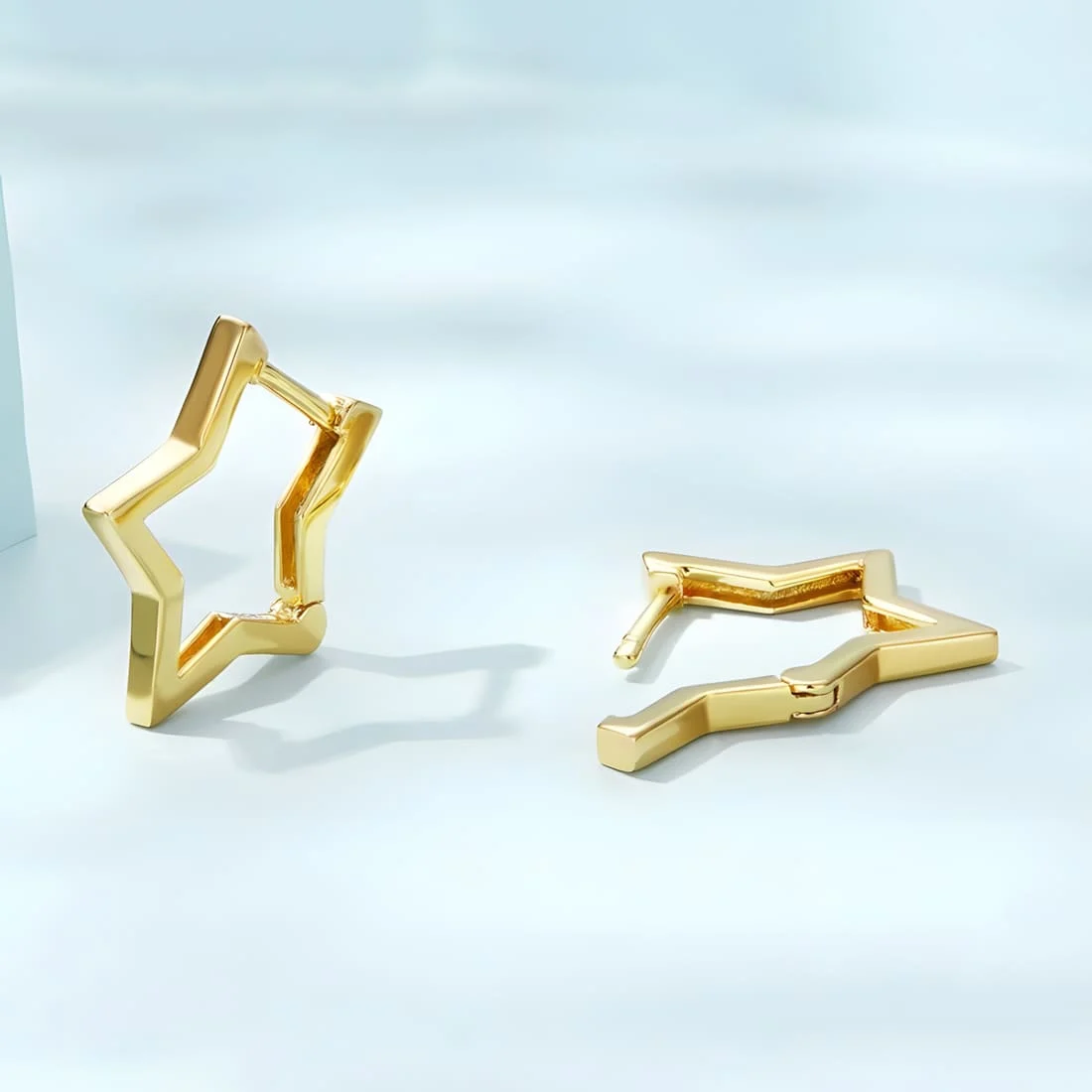 Pendientes de Aro con Estrella <myexti><span>Plata de Ley 925, chapada en oro amarillo</span></myexti> - Imagen 3