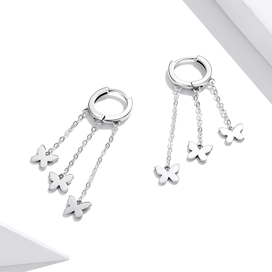 Pendientes Colgantes de Mariposas <myexti><span>Plata de Ley 925, chapada en oro blanco, con diseño de cadena delicada</span></myexti> - Imagen 4