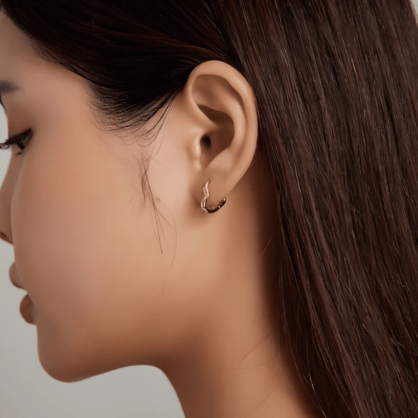 Pendientes de Aro con Corazón <myexti><span>Plata de Ley 925, chapada en oro amarillo</span></myexti> - Imagen 2