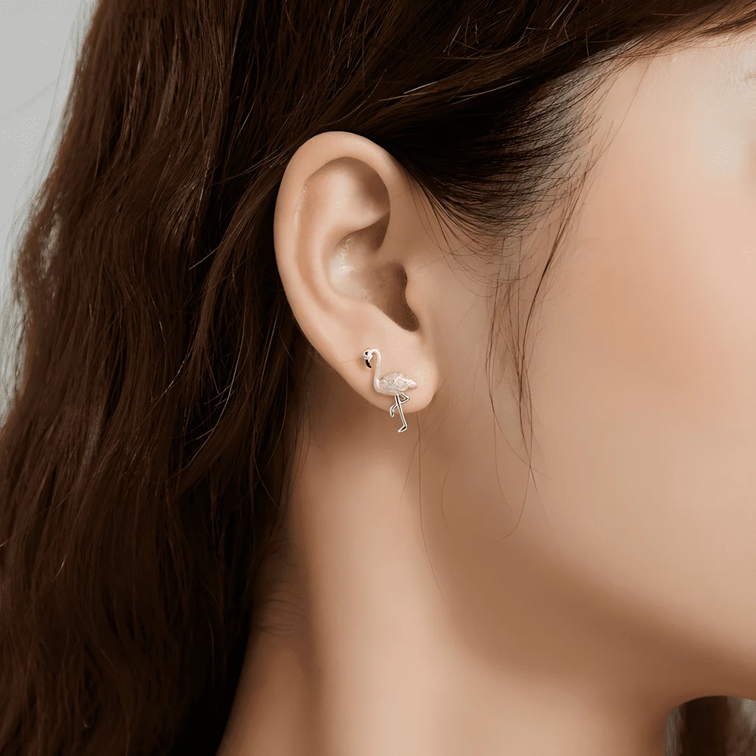 Pendientes de Flamenco <myexti><span>Plata de Ley 925, chapada en oro blanco, asimétricos con flamenco y hoja esmaltados a mano</span></myexti> - Imagen 3