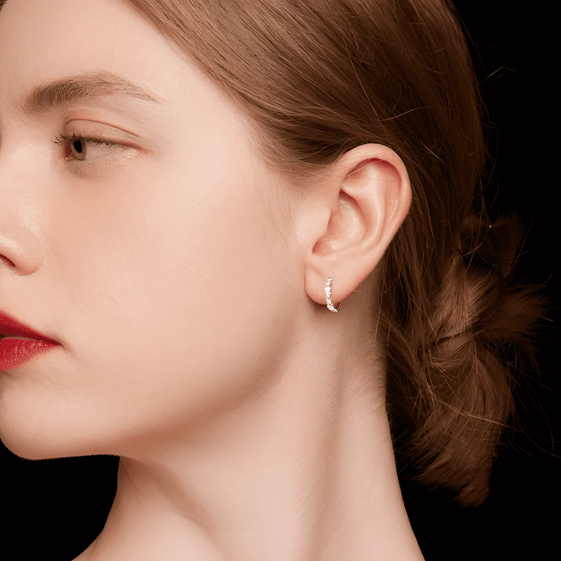 Pendientes de Aro con Corazones Brillantes <myexti><span>Plata de Ley 925, chapada en oro blanco, con circonitas</span></myexti> - Imagen 4