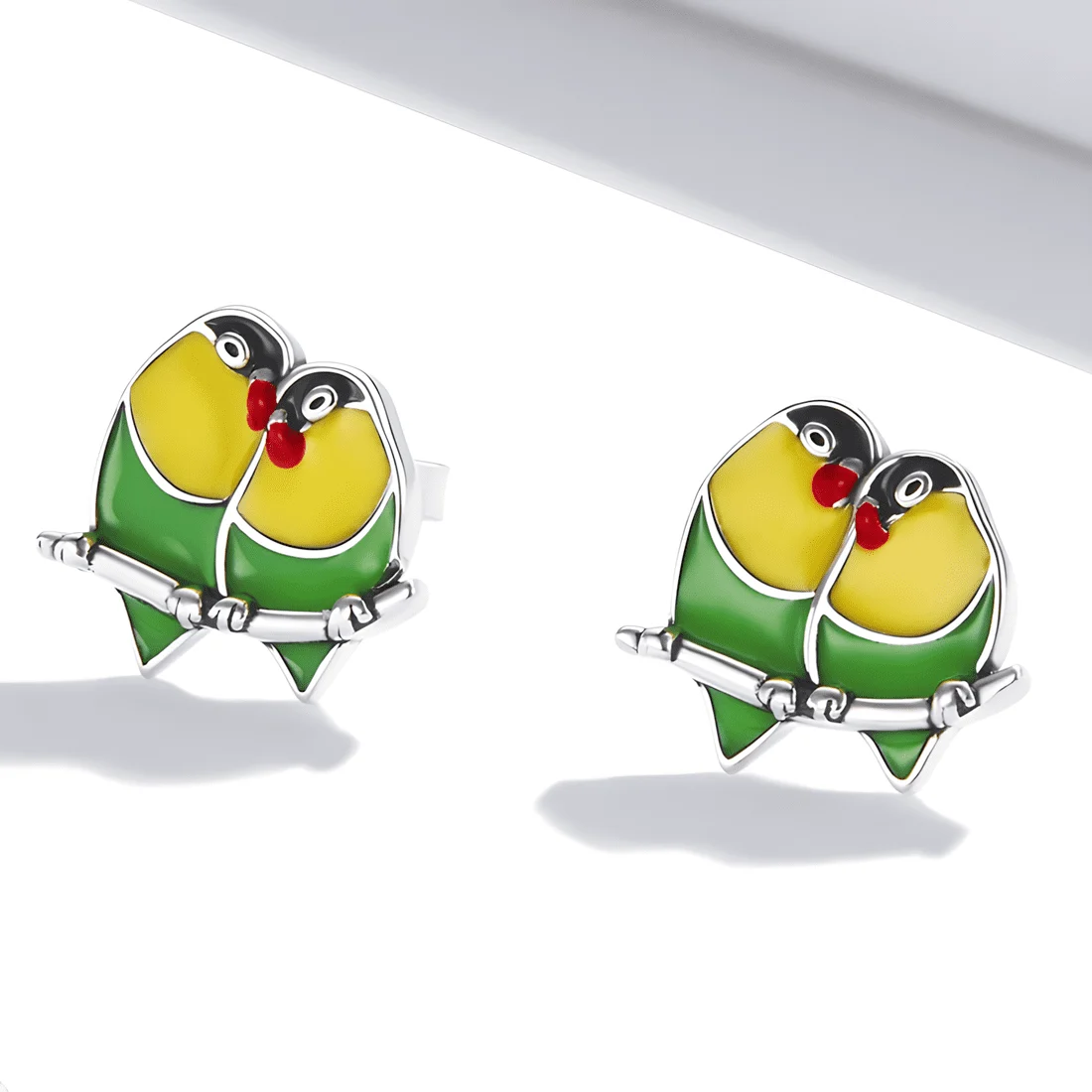 Pendientes de Loros Enamorados <myexti><span>Plata de Ley 925, chapada en oro blanco, esmaltados a mano</span></myexti> - Imagen 3