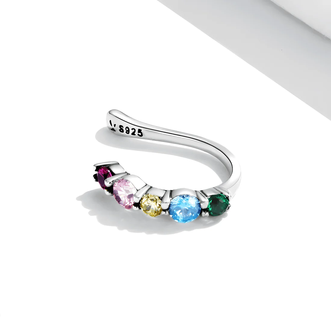 Puño para orejas Arcoíris <myexti><span>Plata de Ley 925, chapada en oro blanco, con circonitas de colores</span></myexti> - Imagen 3