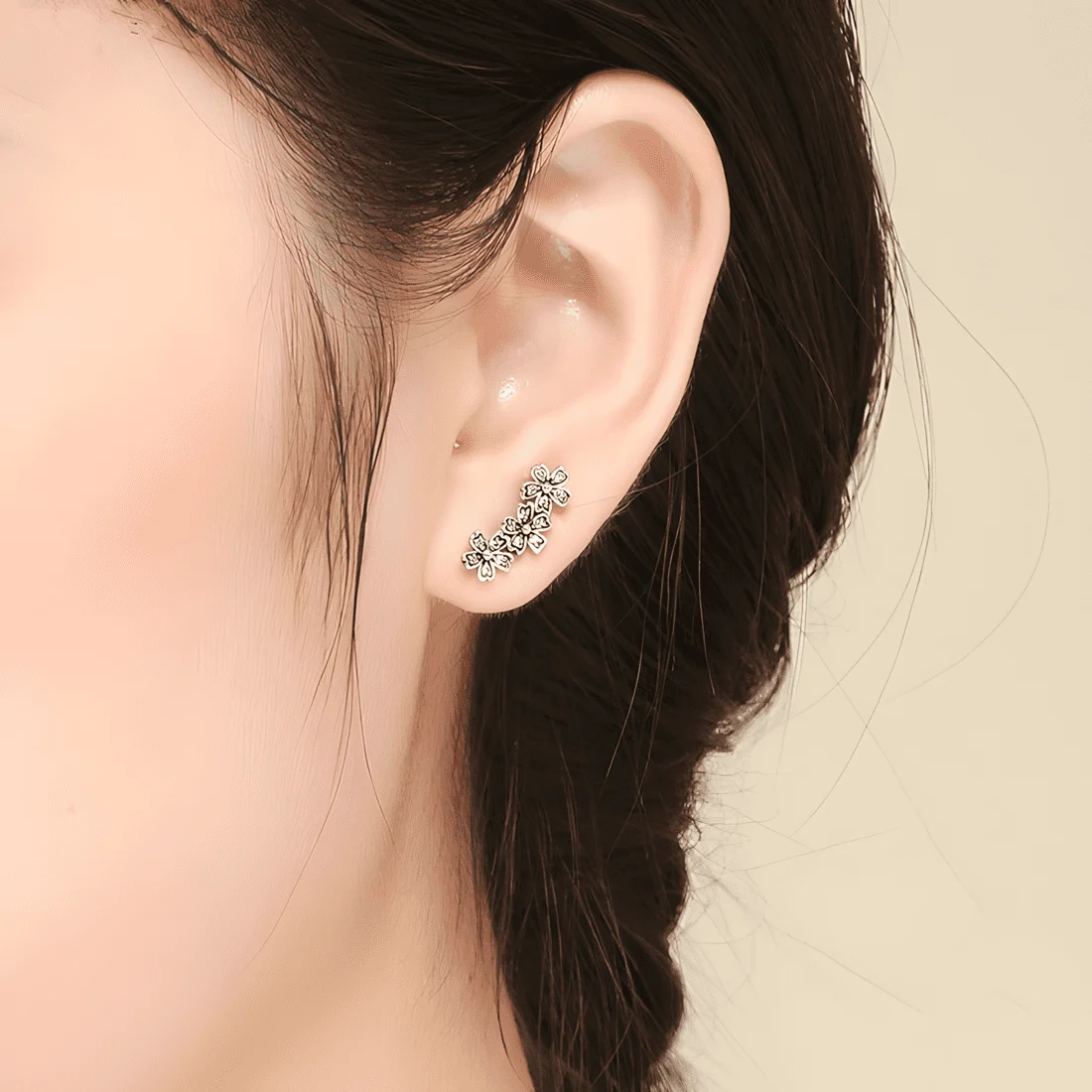 Pendientes de Botón con Flores <myexti><span>Plata de Ley 925, chapada en oro blanco, con circonitas</span></myexti> - Imagen 2