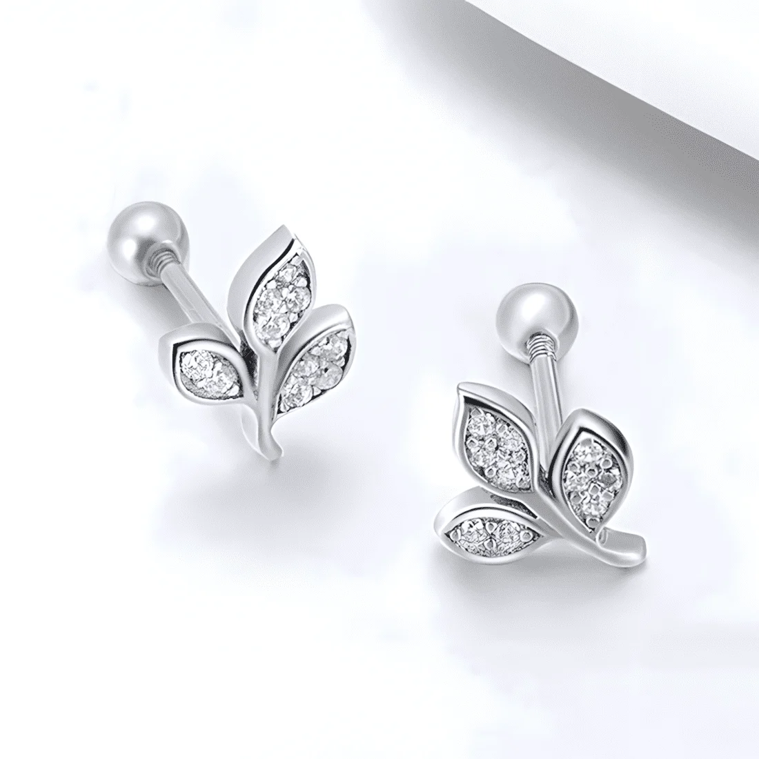 Pendientes de Botón con Hojas Brillantes <myexti><span>Plata de Ley 925, chapada en oro blanco, con circonitas</span></myexti> - Imagen 3