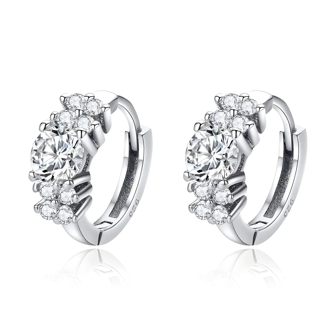 Pendientes de Aro Brillantes <myexti><span>Plata de Ley 925, chapada en oro blanco, con circonitas</span></myexti>