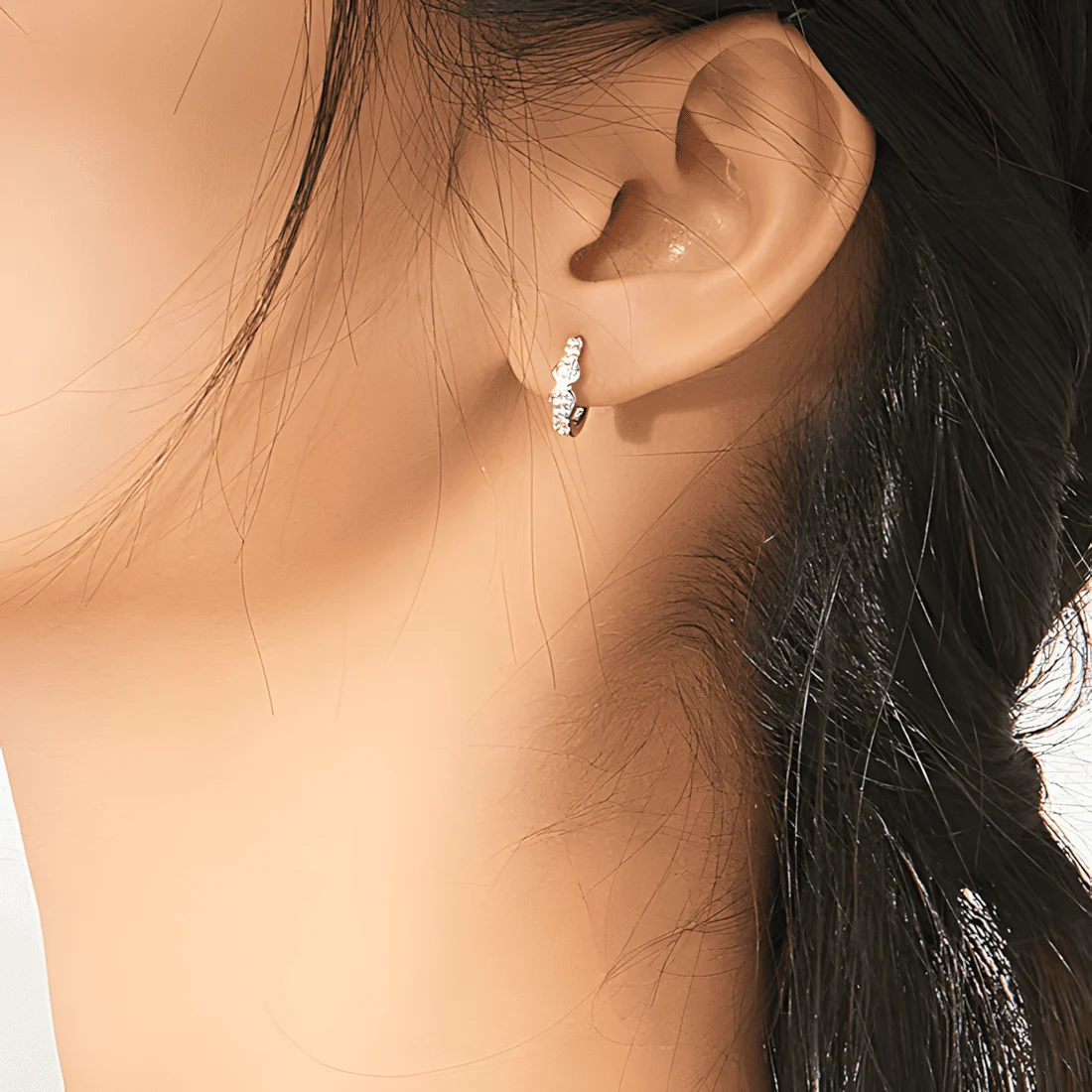 Pendientes de Aro Infinito Brillantes <myexti><span>Plata de Ley 925, chapada en oro blanco, con circonitas</span></myexti> - Imagen 2