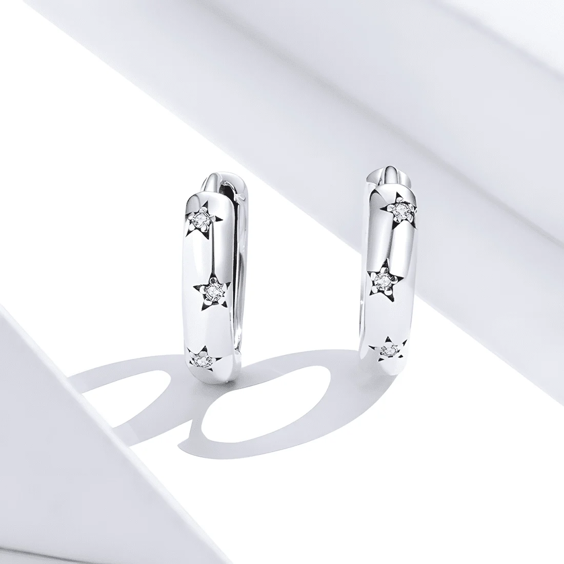 Pendientes de Aro con Estrellas <myexti><span>Plata de Ley 925, chapada en oro blanco, con circonitas</span></myexti> - Imagen 4