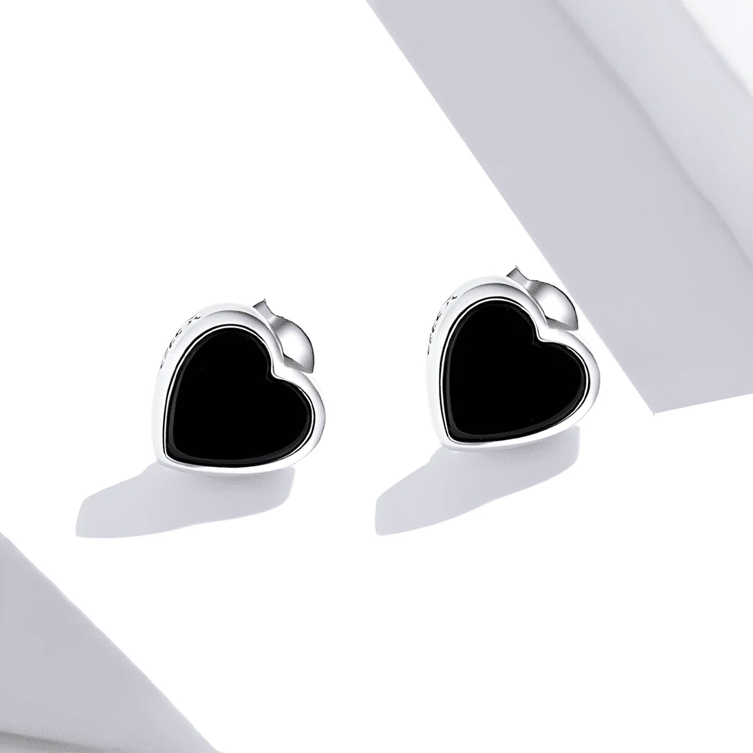 Pendientes de Botón Corazón Negro <myexti><span>Plata de Ley 925, chapada en oro blanco, con piedras de ágata</span></myexti> - Imagen 4