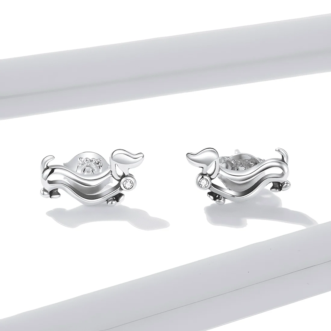 Pendientes de Perro Salchicha <myexti><span>Plata de Ley 925, chapada en oro blanco, con circonitas blancas</span></myexti> - Imagen 4