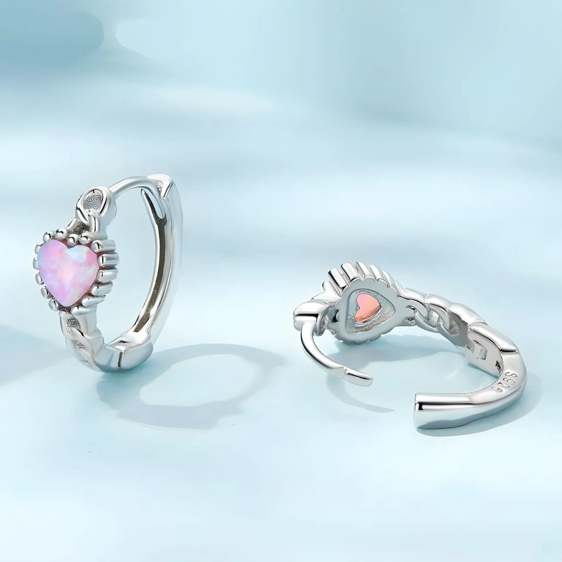 Pendientes de Aro con Corazones de Ópalo Rosa <myexti><span>Plata de Ley 925, chapada en oro blanco, con corazones de ópalo rosa</span></myexti> - Imagen 5