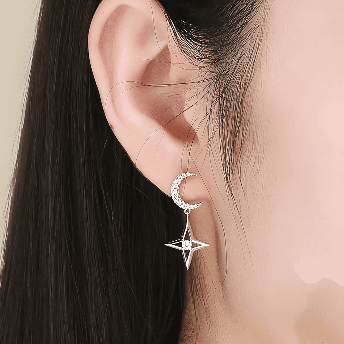 Pendientes Colgantes de Luna y Estrellas <myexti><span>Plata de Ley 925, chapada en oro blanco, asimétricos con circonitas</span></myexti> - Imagen 3