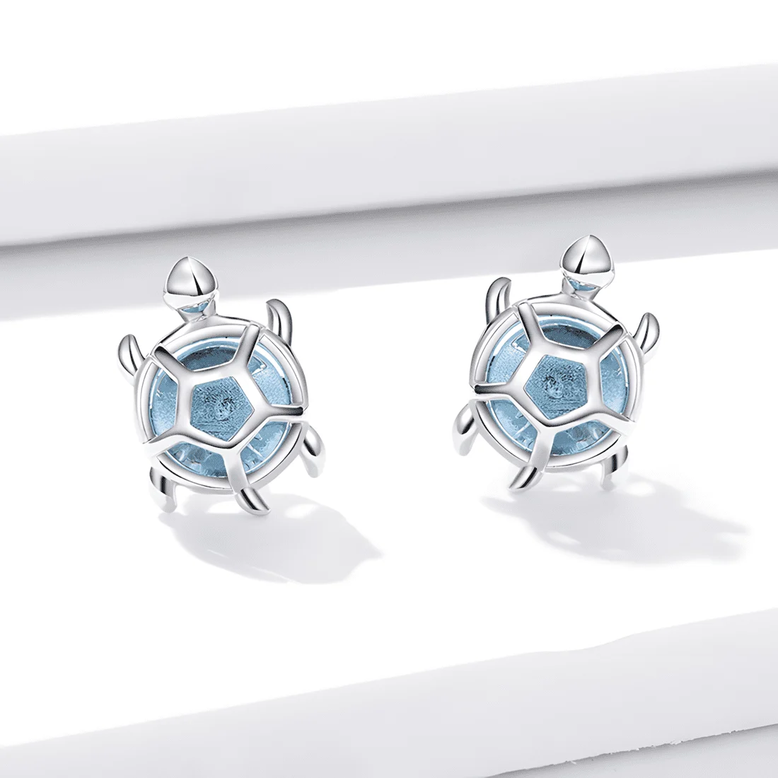 Pendientes de Botón Tortuga <myexti><span>Plata de Ley 925, chapada en oro blanco, con circonitas azules</span></myexti> - Imagen 3