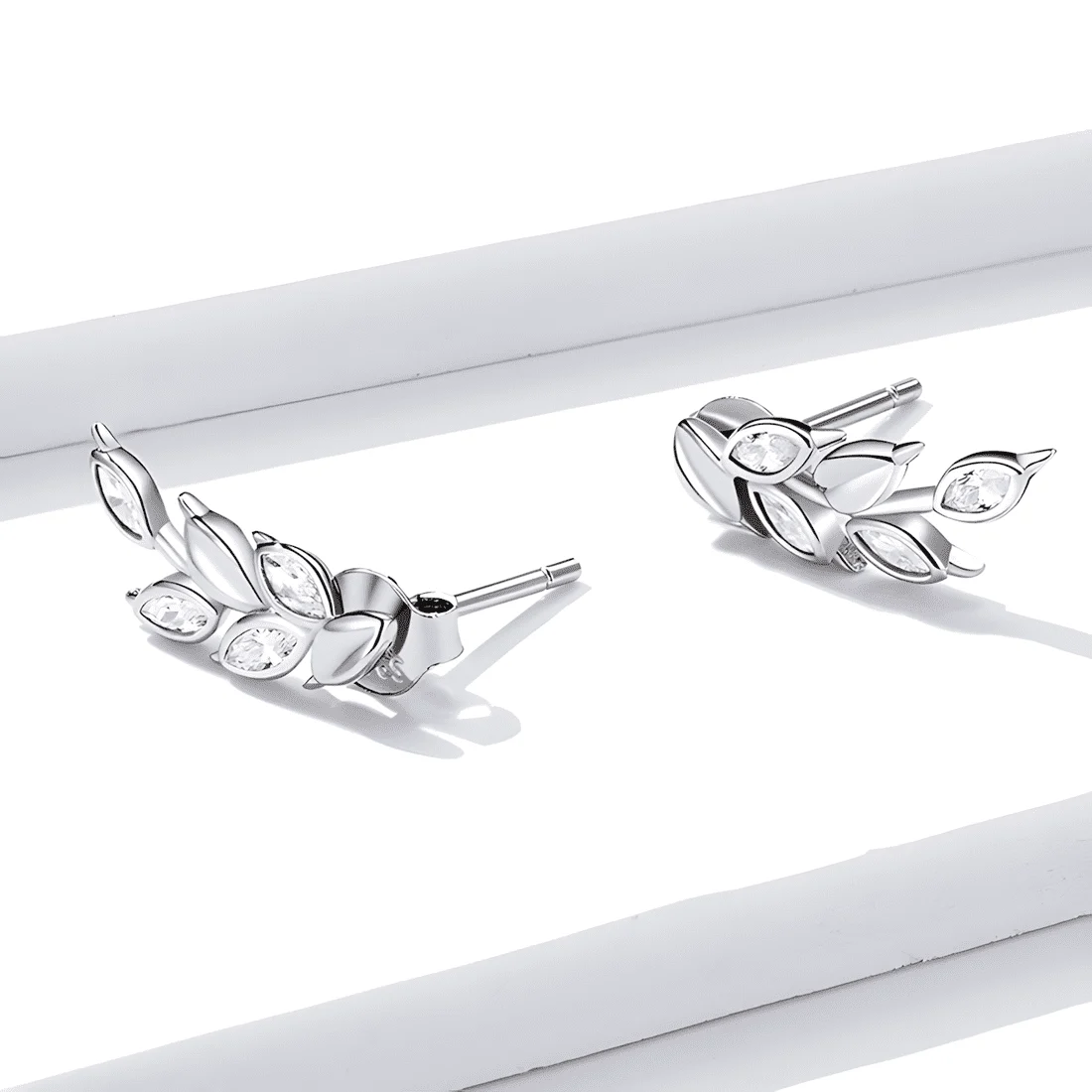 Pendientes de Hojas Brillantes <myexti><span>Plata de Ley 925, chapada en oro blanco, con circonitas</span></myexti> - Imagen 5