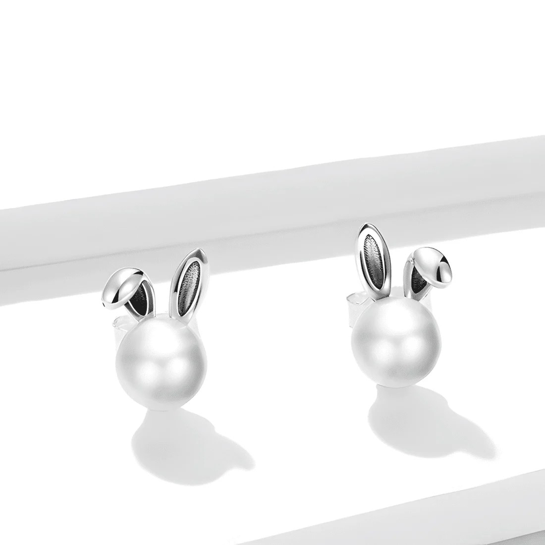 Pendientes de Botón con Perlas y Conejito <myexti><span>Plata de Ley 925, chapada en oro blanco, con perlas naturales</span></myexti> - Imagen 3