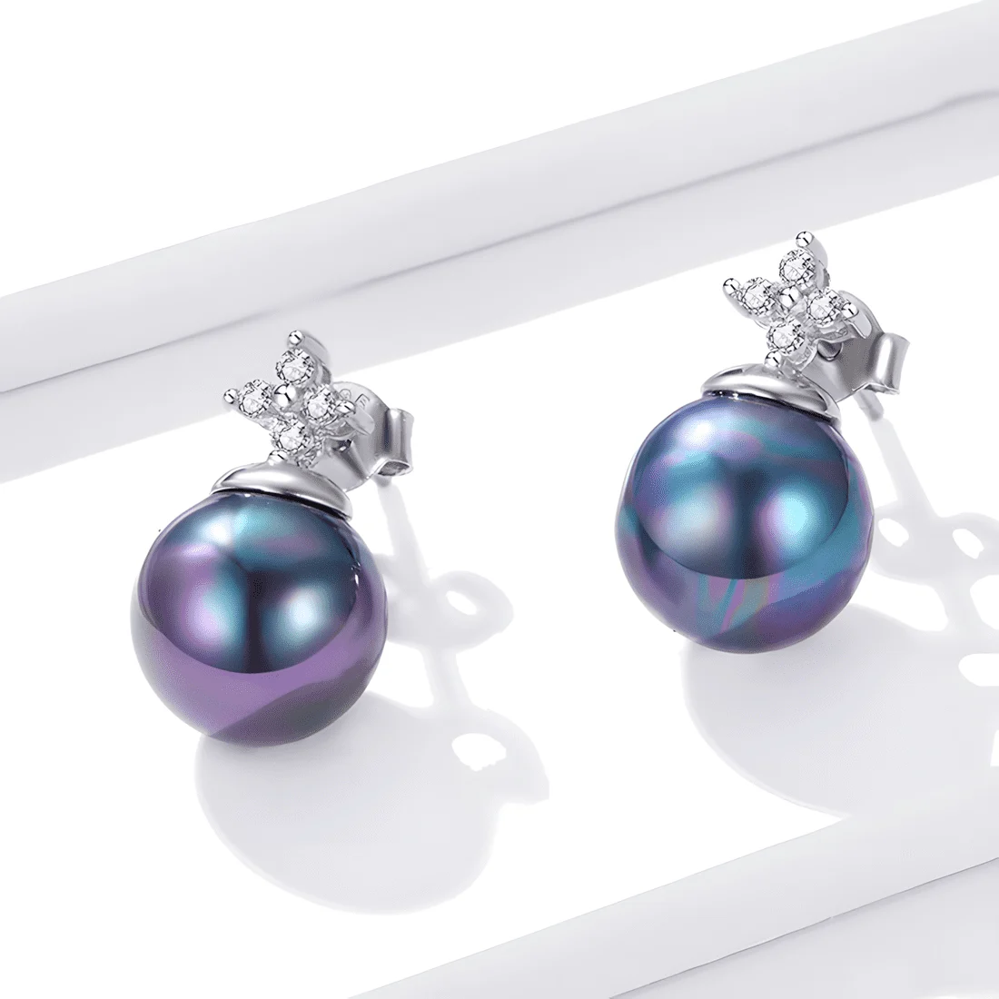 Pendientes de Botón con Perla Negra <myexti><span>Plata de Ley 925, chapada en oro blanco, con circonitas</span></myexti> - Imagen 3