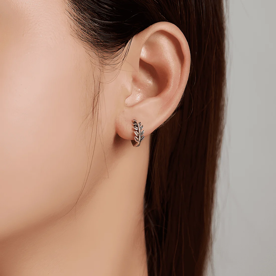 Pendientes de Aro con Hojas <myexti><span>Plata de Ley 925, chapada en oro blanco</span></myexti> - Imagen 2