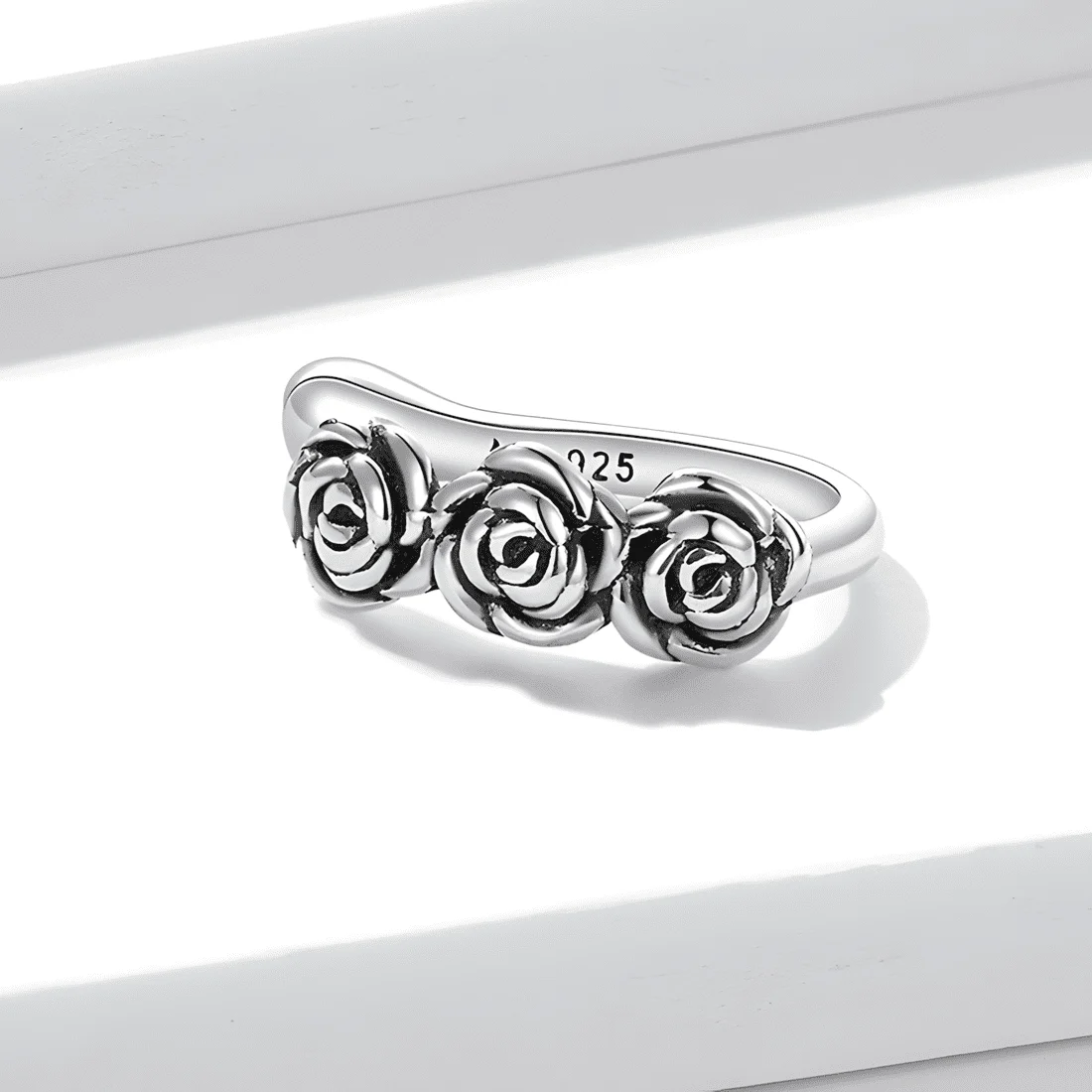 Puño para orejas Rosas <myexti><span>Plata de Ley 925, chapada en oro blanco</span></myexti> - Imagen 4