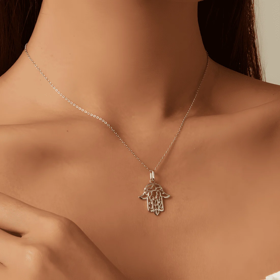 Collar Flor de Loto Hamsa <myexti><span>Plata de Ley 925, chapada en oro blanco, con longitud ajustable</span></myexti> - Imagen 4