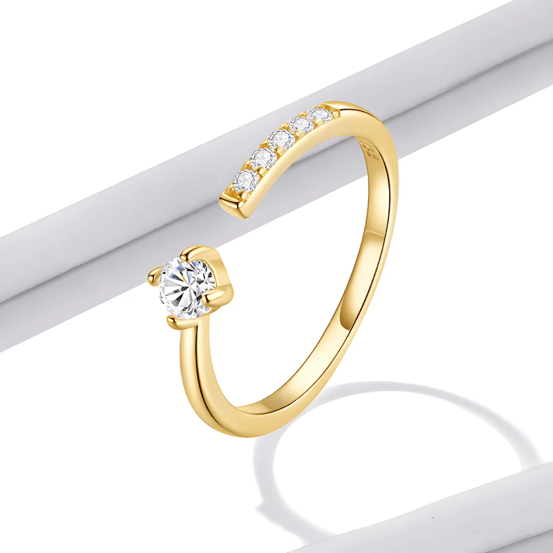 Anillo Abierto Brillante <myexti><span>Plata de Ley 925, chapada en oro amarillo, con circonitas - ajustable</span></myexti> - Imagen 3