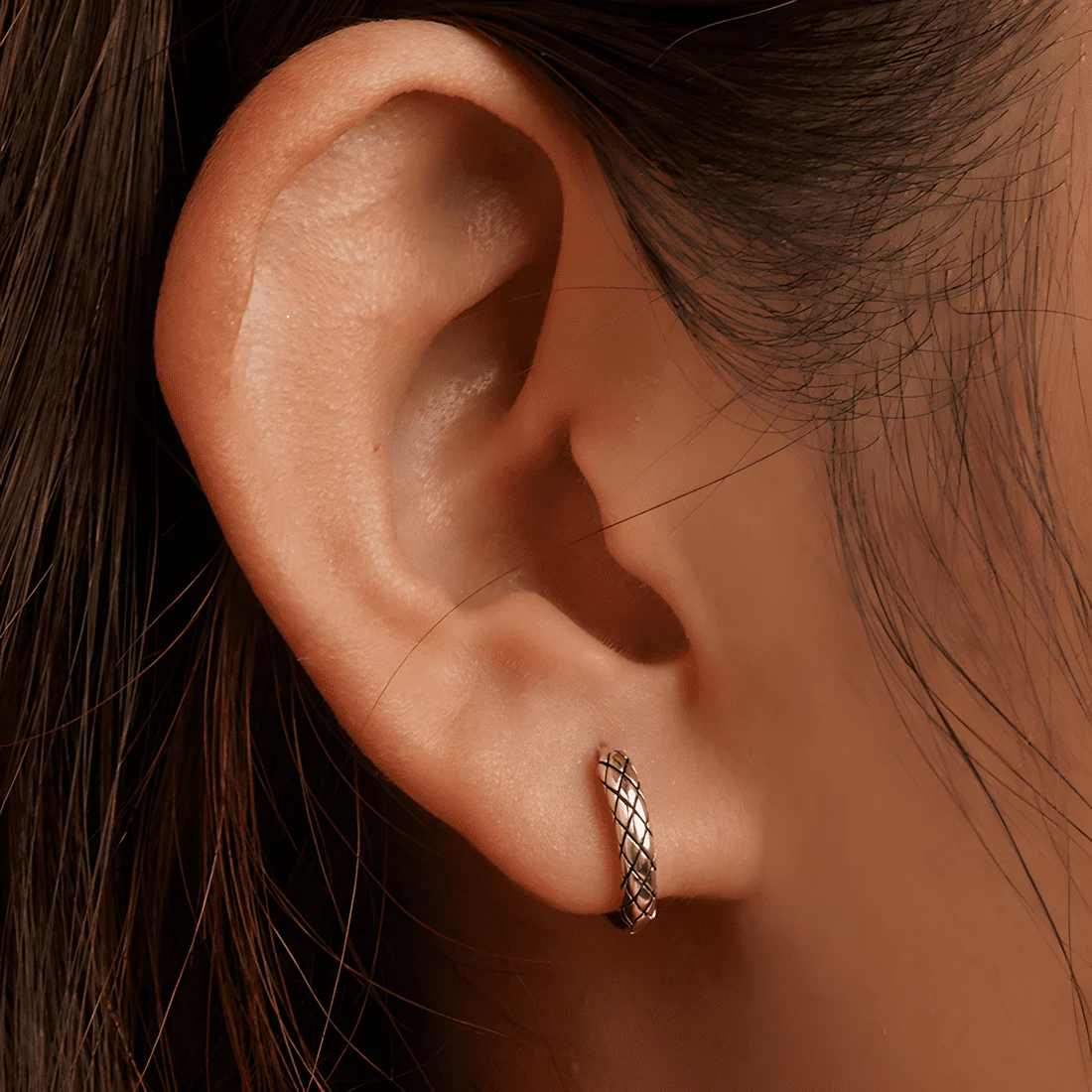 Pendientes de Aro con Piel de Serpiente <myexti><span>Plata de Ley 925, chapada en oro blanco</span></myexti> - Imagen 2