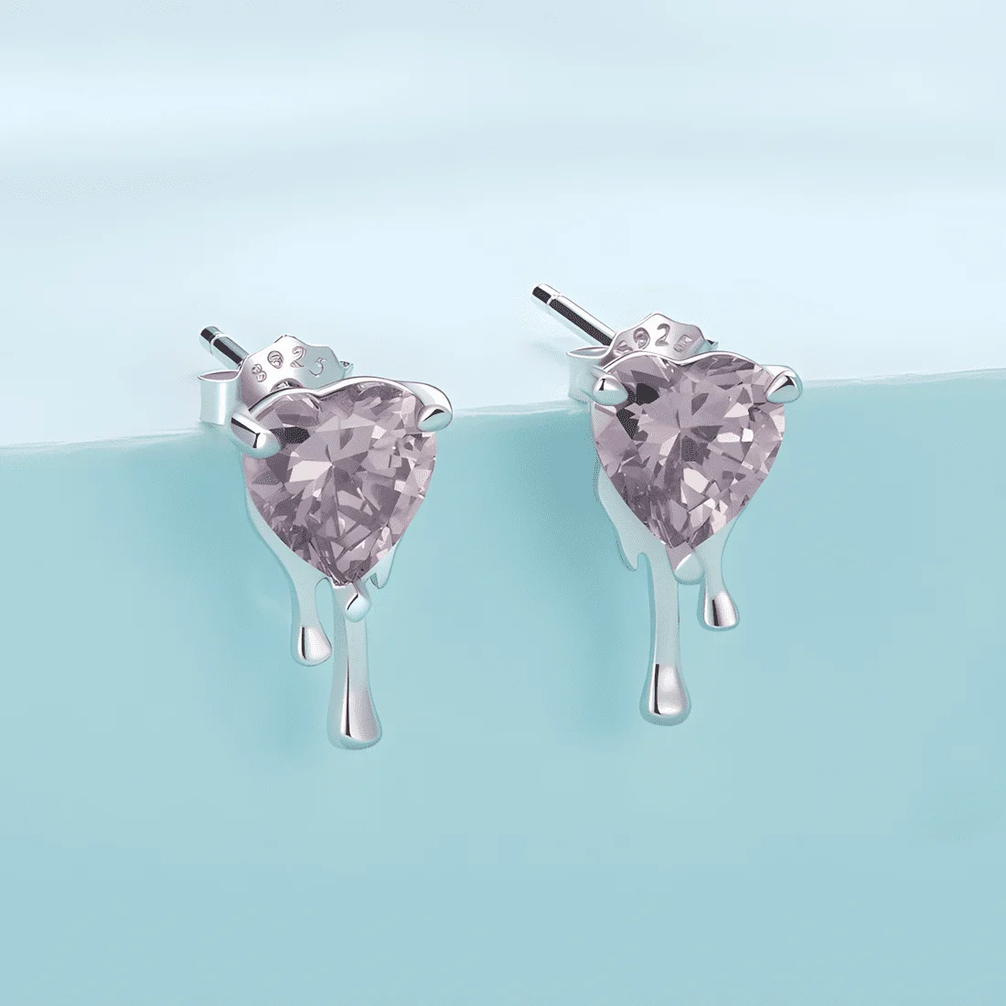 Pendientes de Botón Corazón Rosa <myexti><span>Plata de Ley 925, chapada en oro blanco, con circonitas rosas en forma de corazón</span></myexti> - Imagen 3