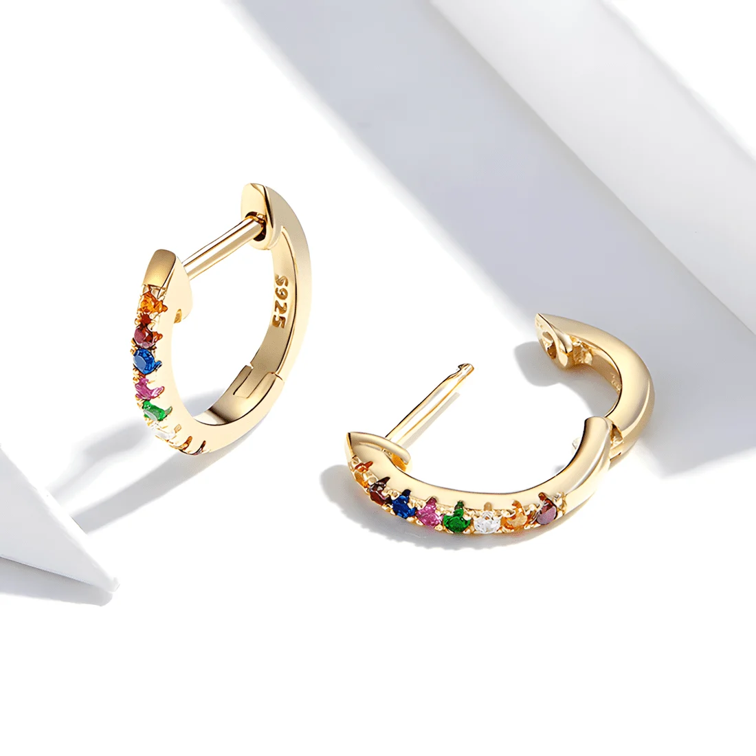 Pendientes de Aro Brillantes Arcoíris <myexti><span>Plata de Ley 925, chapada en oro amarillo, con circonitas de colores</span></myexti> - Imagen 4