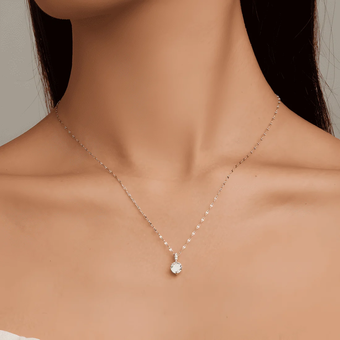 Collar Solitaire <myexti><span>Plata de Ley 925, chapada en oro blanco, con circonitas y longitud ajustable</span></myexti> - Imagen 2