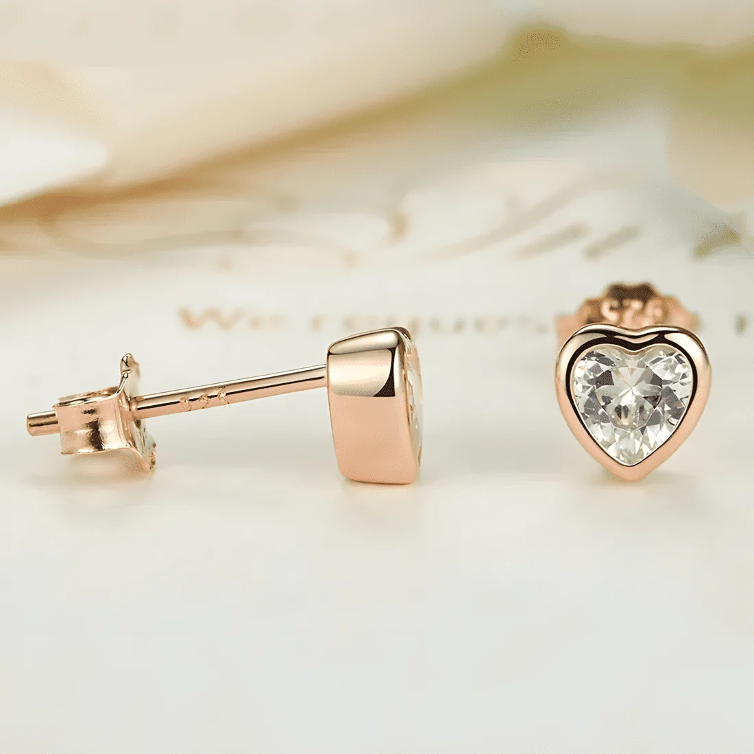 Pendientes de Botón Corazones Brillantes <myexti><span>Plata de Ley 925, chapada en oro rosa, con circonitas</span></myexti> - Imagen 4