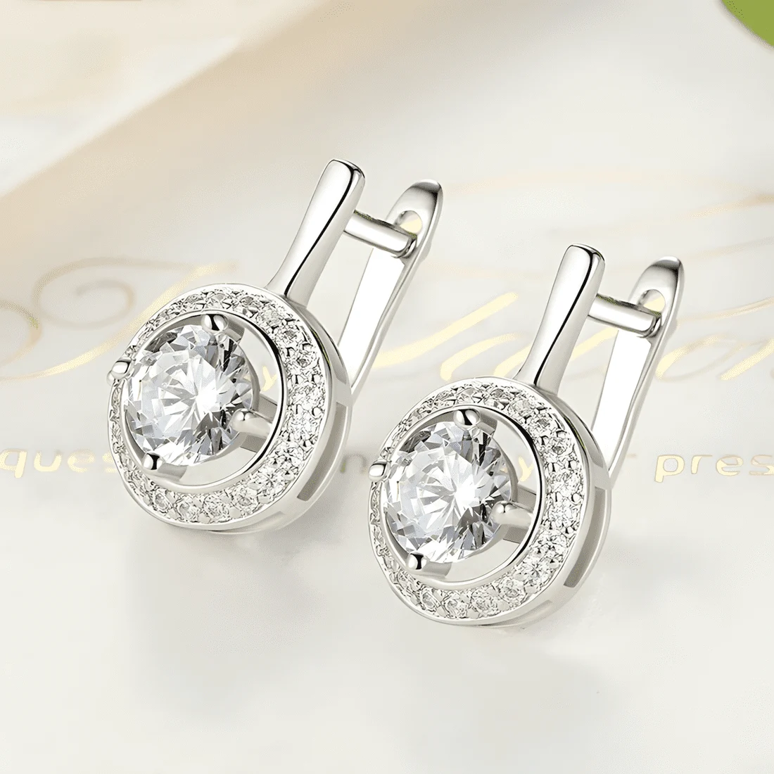 Pendientes de Gota Brillantes <myexti><span>Plata de Ley 925, chapada en oro blanco, con circonitas brillantes y un diseño elegante</span></myexti> - Imagen 5