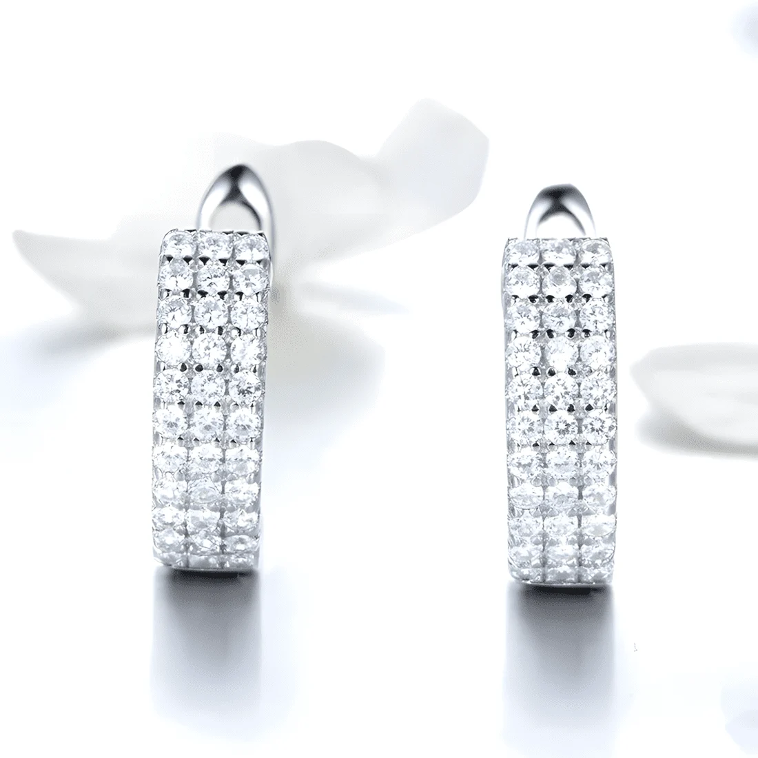 Pendientes de Aro Brillantes <myexti><span>Plata de Ley 925, chapada en oro blanco, con circonitas blancas</span></myexti> - Imagen 4