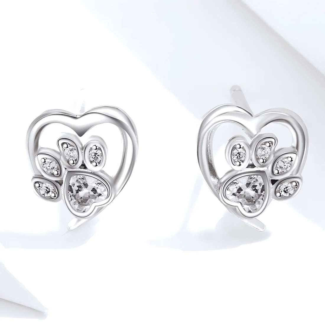 Pendientes de Botón Corazón con Huella <myexti><span>Plata de Ley 925, chapada en oro blanco, con circonitas</span></myexti> - Imagen 3