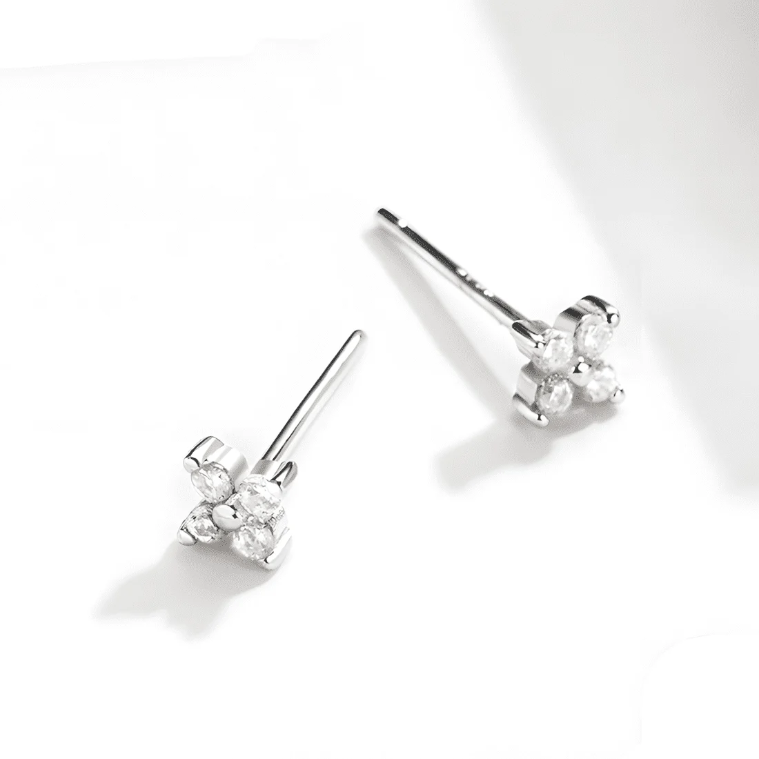 Pendientes de Botón Flores <myexti><span>Plata de Ley 925, chapada en oro blanco, con circonitas</span></myexti> - Imagen 4