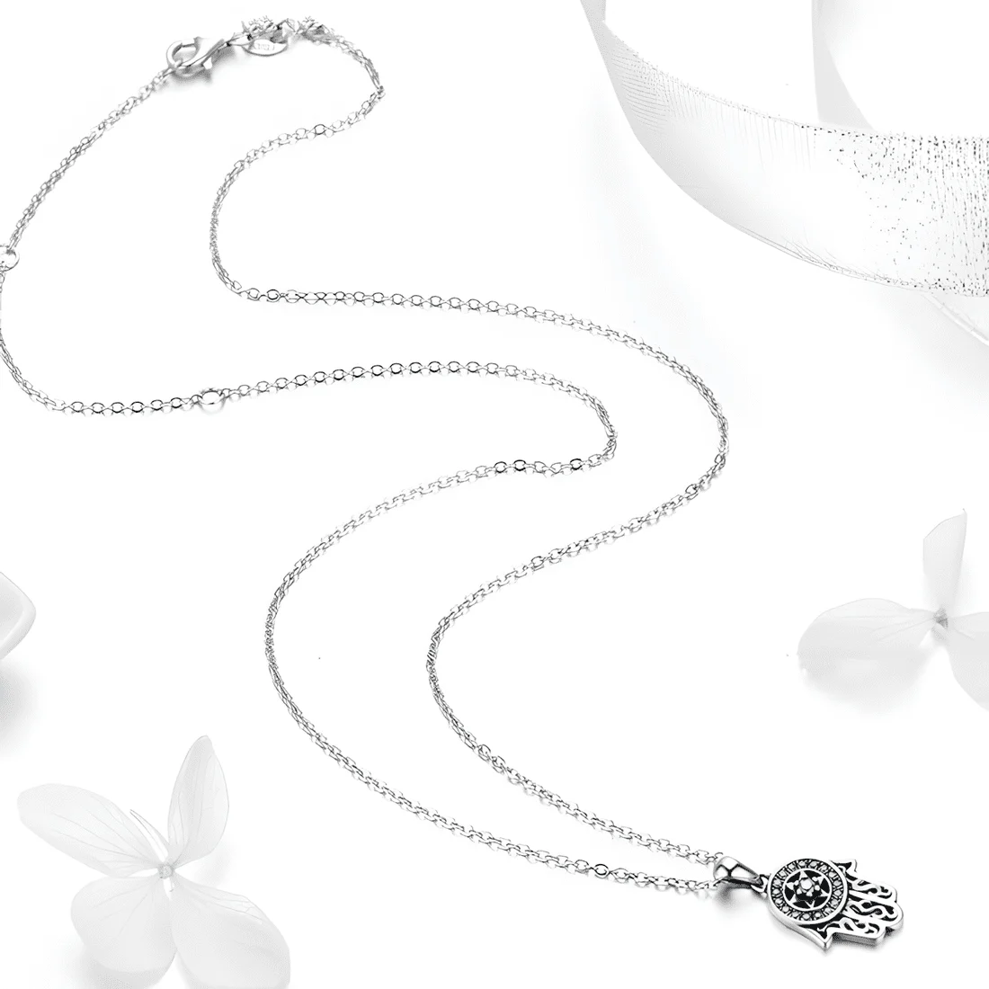 Collar Hamsa <myexti><span>Plata de Ley 925, chapada en oro blanco, con circonitas azules y longitud ajustable</span></myexti> - Imagen 4