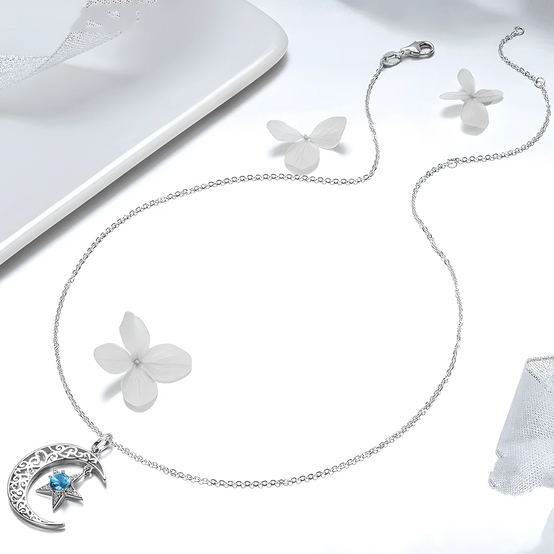 Collar Luna y Estrella <myexti><span>Plata de Ley 925, chapada en oro blanco, con circonitas blancas y azules y longitud ajustable</span></myexti> - Imagen 4