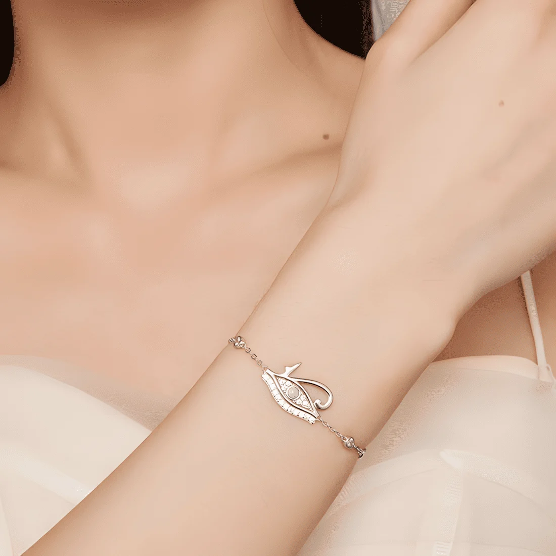 Pulsera Ojo de Horus <myexti><span>Plata de Ley 925, chapada en oro blanco, con circonitas y ópalo, longitud ajustable</span></myexti> - Imagen 2