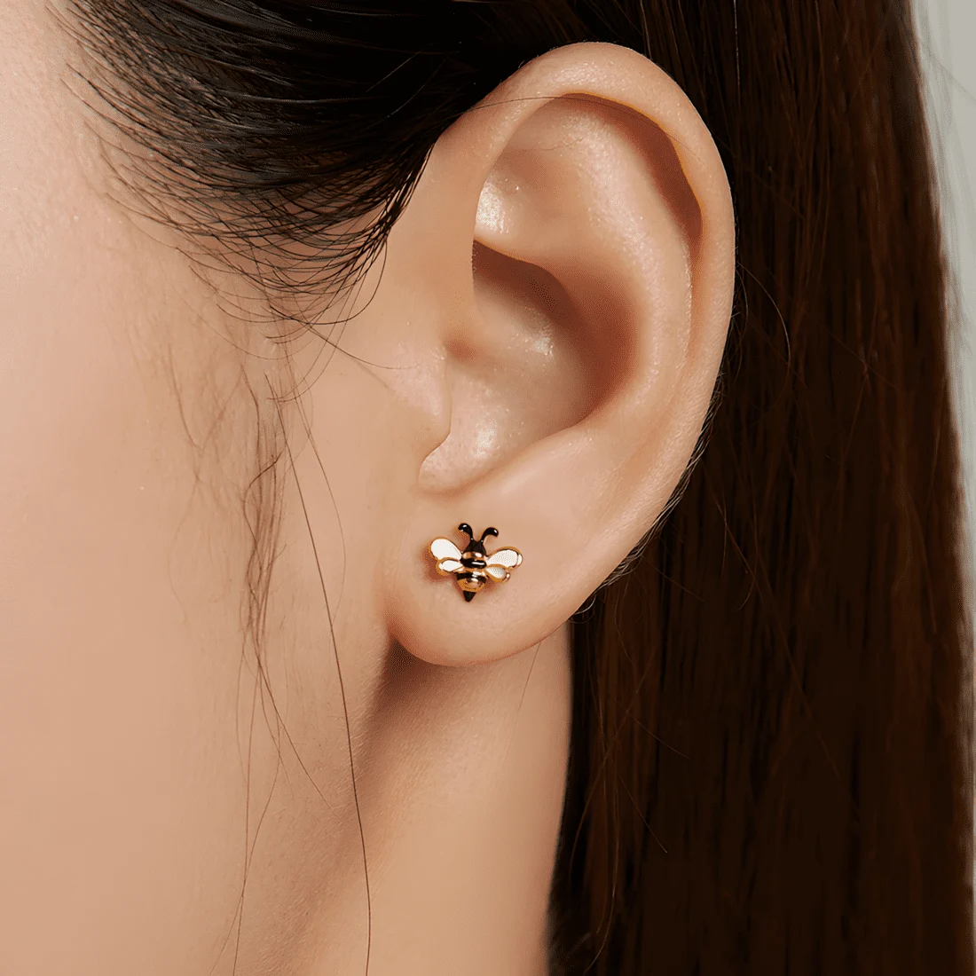 Pendientes de Botón Abeja <myexti><span>Plata de Ley 925, chapada en oro amarillo, esmaltada en amarillo y negro</span></myexti> - Imagen 2