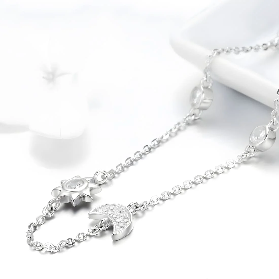 Collar de Sol y Luna <myexti><span>Plata de Ley 925, chapada en oro blanco, con circonitas y longitud ajustable</span></myexti> - Imagen 3