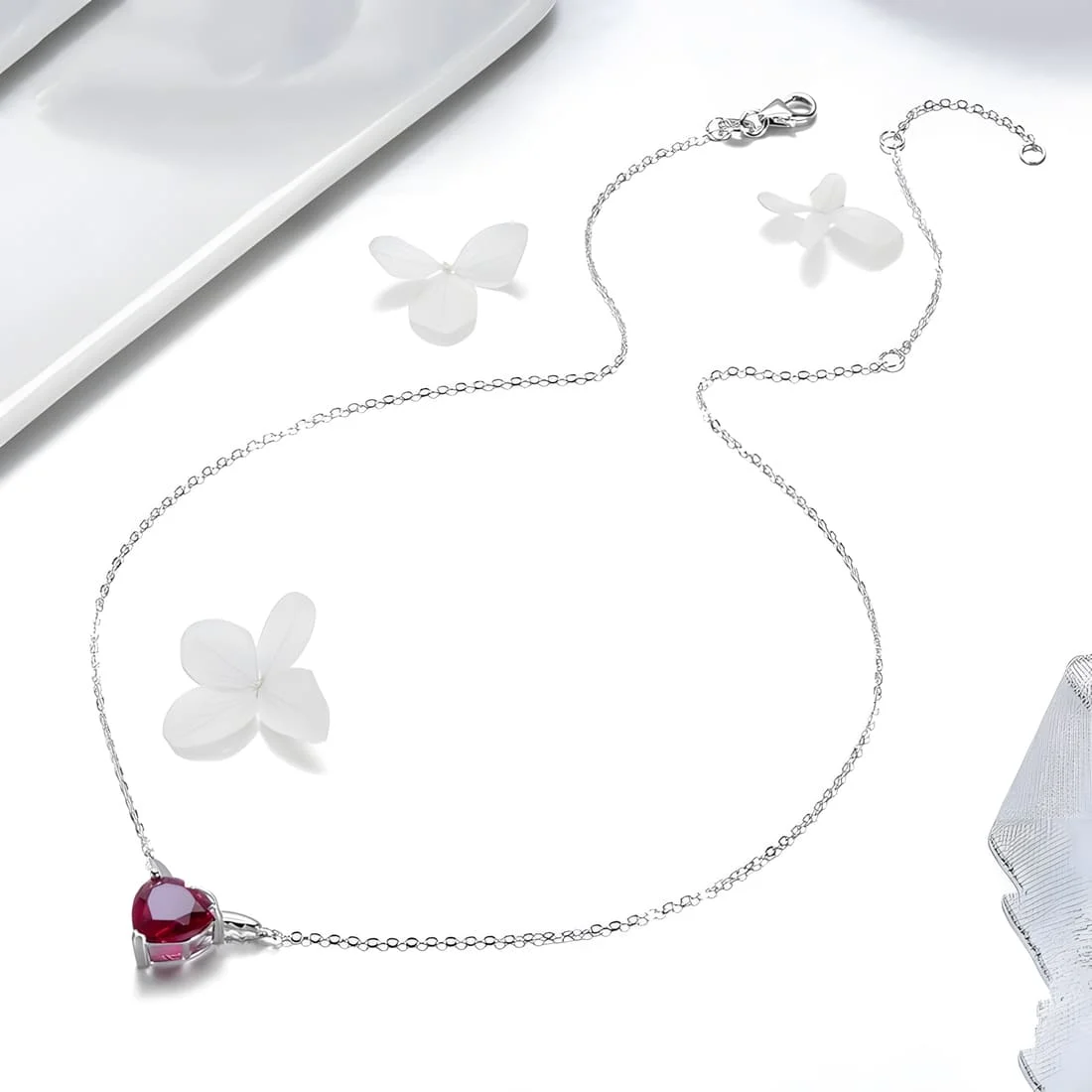 Collar de Ángel con Corazón Rojo <myexti><span>Plata de Ley 925, chapada en oro blanco, con circonitas rojas y longitud ajustable</span></myexti> - Imagen 5
