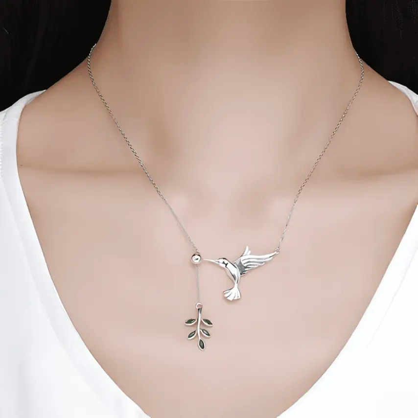 Collar Colibrí <myexti><span>Plata de Ley 925, chapada en oro blanco, con circonitas verdes y longitud ajustable</span></myexti> - Imagen 2