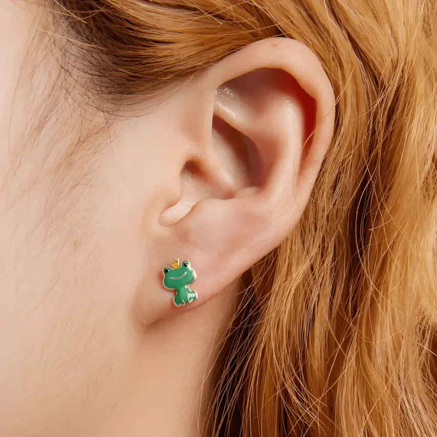 Pendientes de Botón Príncipe Rana <myexti><span>Plata de Ley 925, chapada en oro blanco, con esmalte verde</span></myexti> - Imagen 3