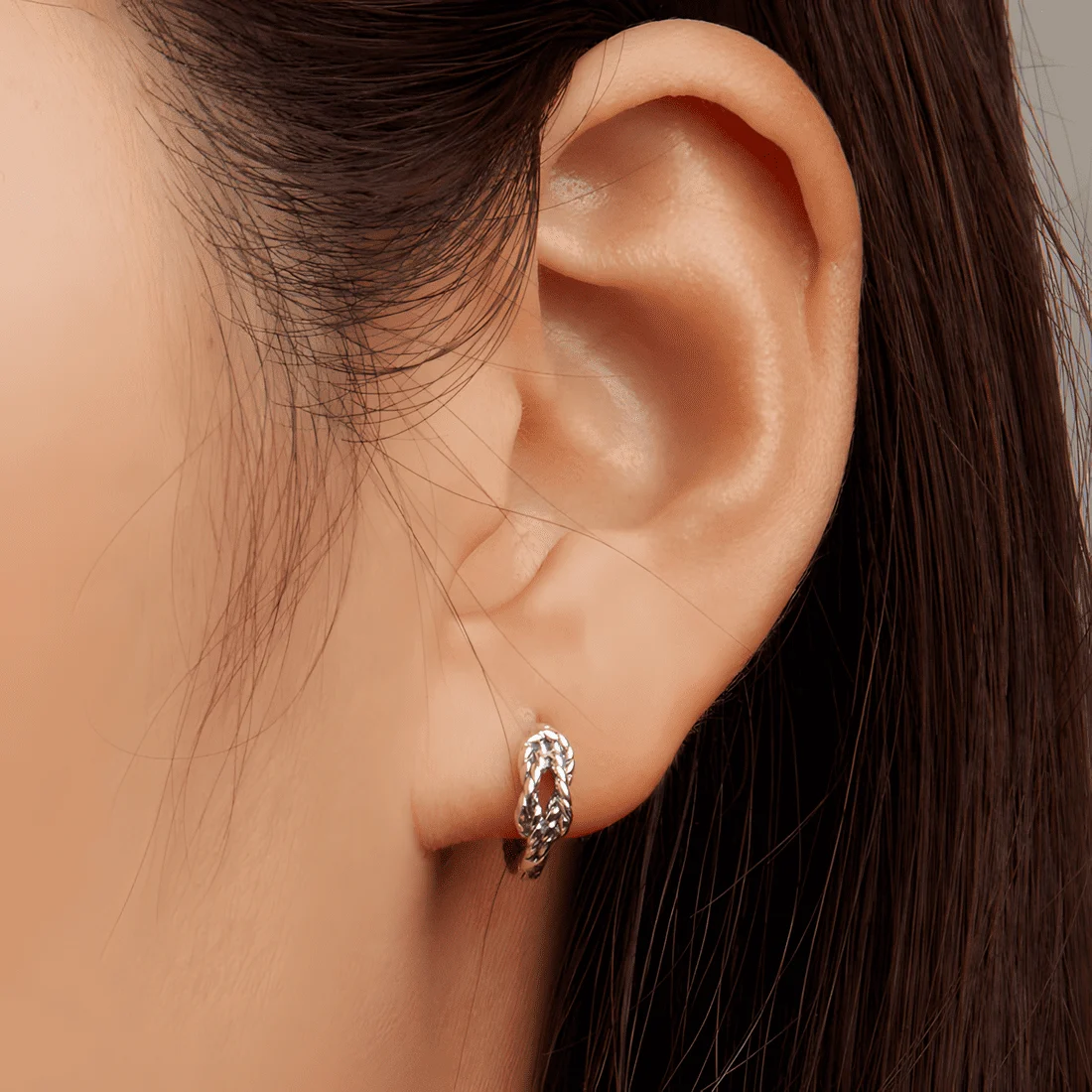 Pendientes de Aro Trenzado <myexti><span>Plata de Ley 925, chapada en oro blanco</span></myexti> - Imagen 2