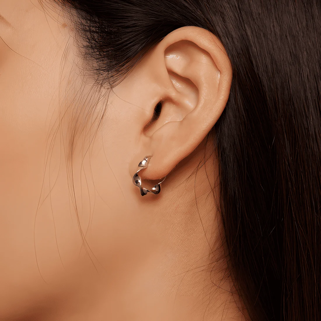 Pendientes de Aro Ondulados <myexti><span>Plata de Ley 925, chapada en oro blanco</span></myexti> - Imagen 2